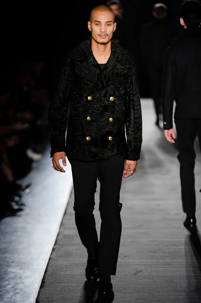 Look 23